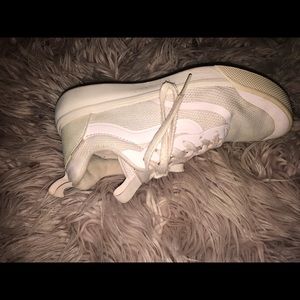 Pink running show Vans